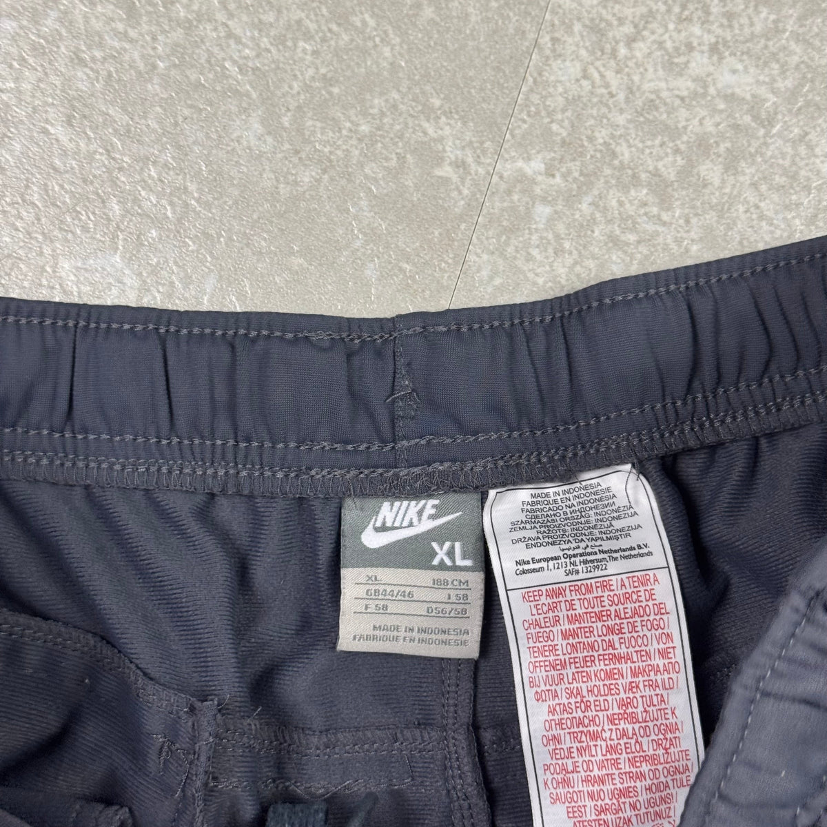 Vintage Nike Trackpants (XL)