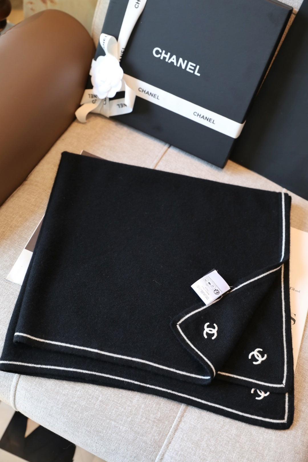 Chanel Style Contrast-Border Logo Scarf