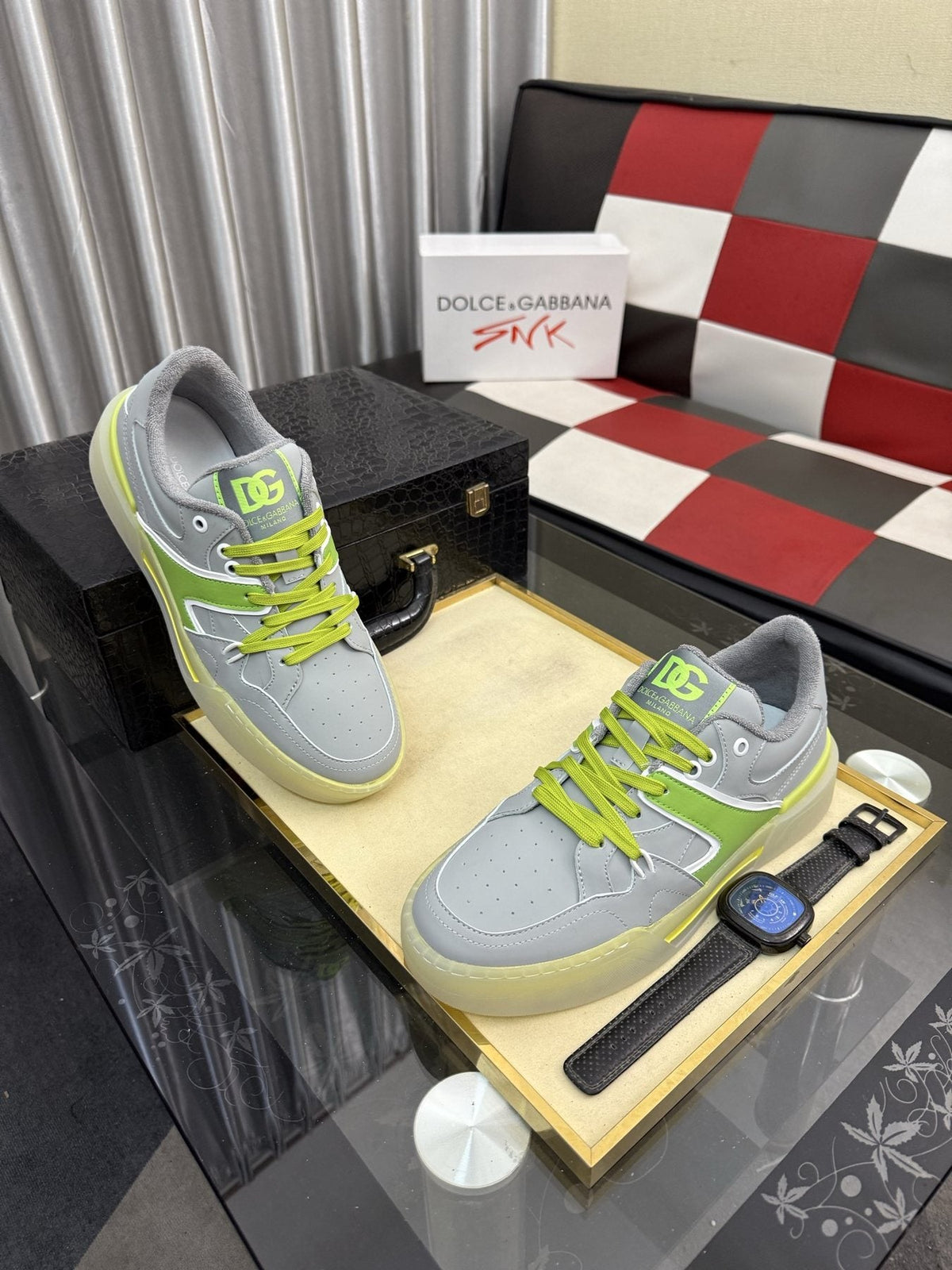 Dolce & Gabbana Lime Accent Low-Top Sneakers - Light Gray & Lime Green